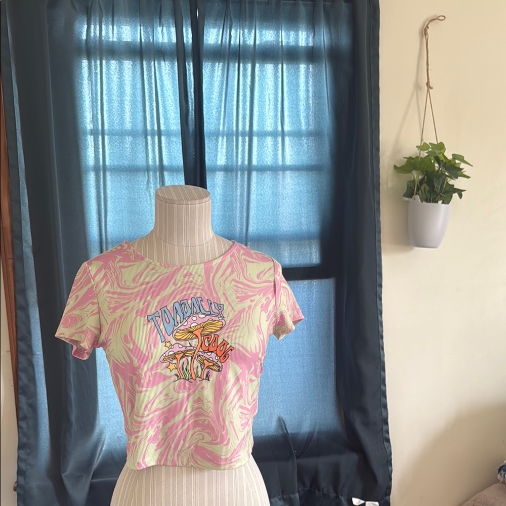 Princess Polly Pink Graphic Crop Tee